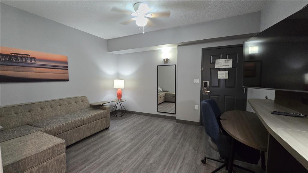 Hotel Savannah Gateway & 3*
